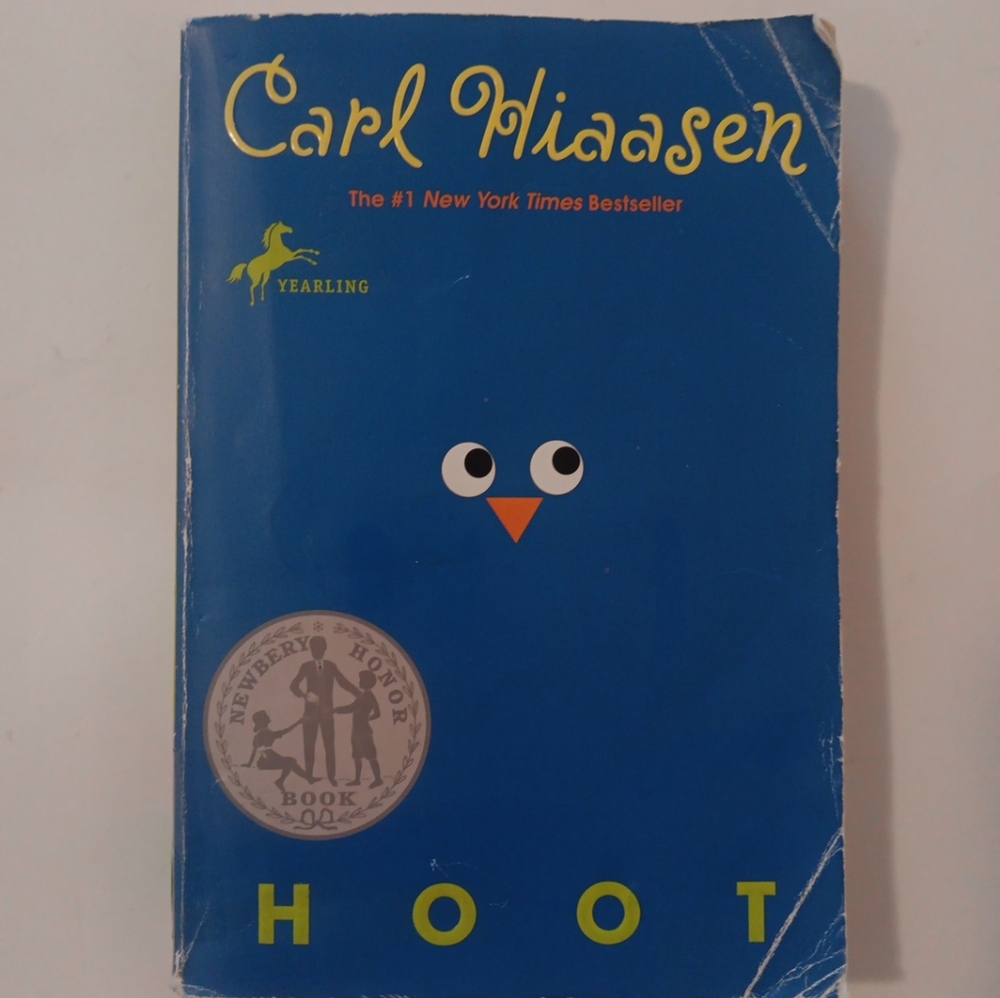 Hoot by Carl Hiaasen (2005, Digest Paperback)